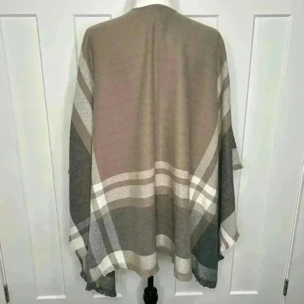 FRAAS - Plaid  Ruana - Picture 2 of 5